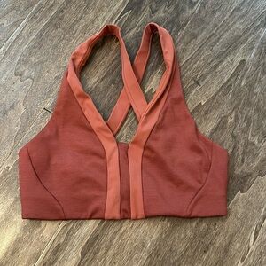 Athleta Allyson Felix Legend V-Neck Sports bra